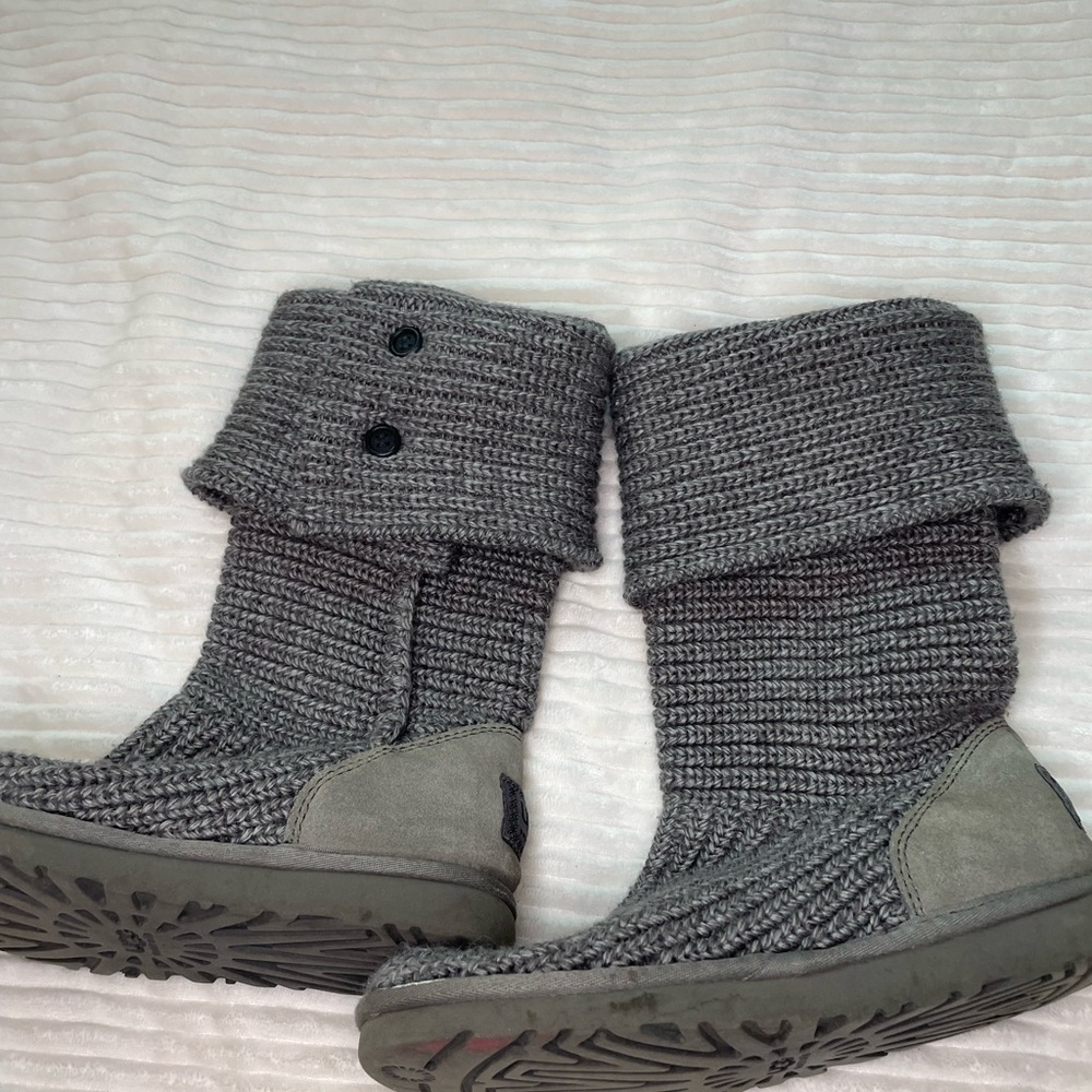 UGG Cardy Classic Knit Tall Gray Sweater Boots Women’s Size 7 Cardigan